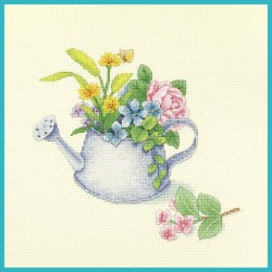Цветы в садовой лейке Xiu crafts 280912, цена 1 903 руб. - интернет-магазин Мадам Брошкина
