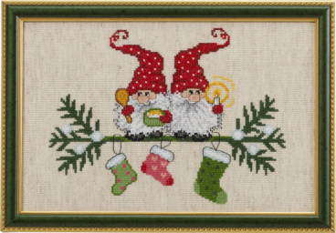 Эльфы и рождественские носки Permin 92-7211, цена 1 754 руб. - интернет-магазин Мадам Брошкина