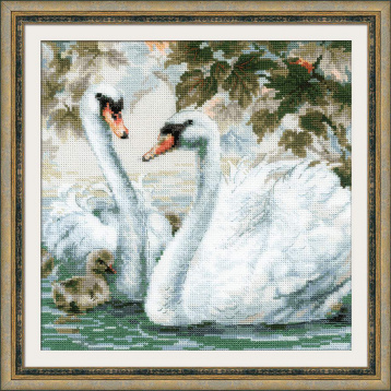 Белые лебеди Риолис 1726, цена 1 211 руб. - интернет-магазин Мадам Брошкина