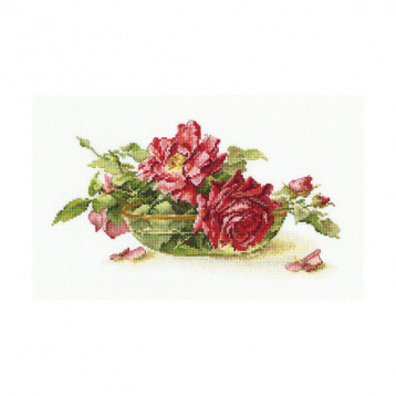 Розы в пиале RTO M525, цена 997 руб. - интернет-магазин Мадам Брошкина