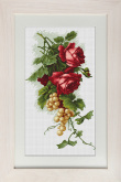 Красные розы с виноградом Luca-s B2229
