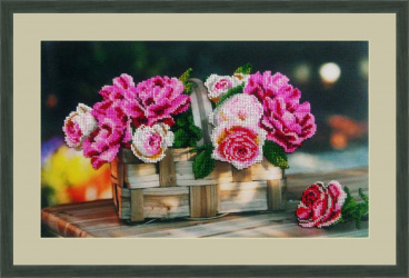 Розы в корзинке Galla Collection Л333, цена 1 980 руб. - интернет-магазин Мадам Брошкина