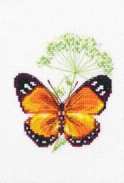 Цветок тмина и бабочка RTO EH365, цена 332 руб. - интернет-магазин Мадам Брошкина
