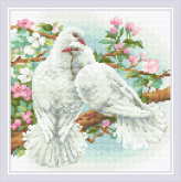 Белые голуби Риолис АМ0058